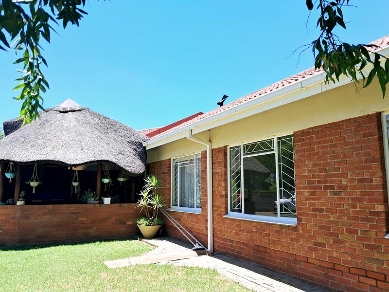 3 Bedroom Property for Sale in Langenhovenpark Free State